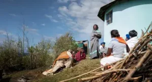 regroupement d Ethiopiens, affamés à cause de la guerre