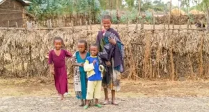 famille Ethiopienne qui subit la guerre
